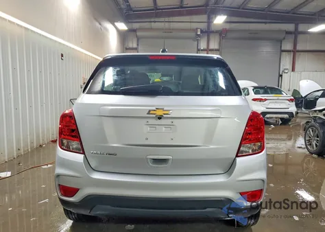 2020 Chevrolet Trax Ls z USA, uszkodzony, nr VIN 3GNCJNSB2LL163883